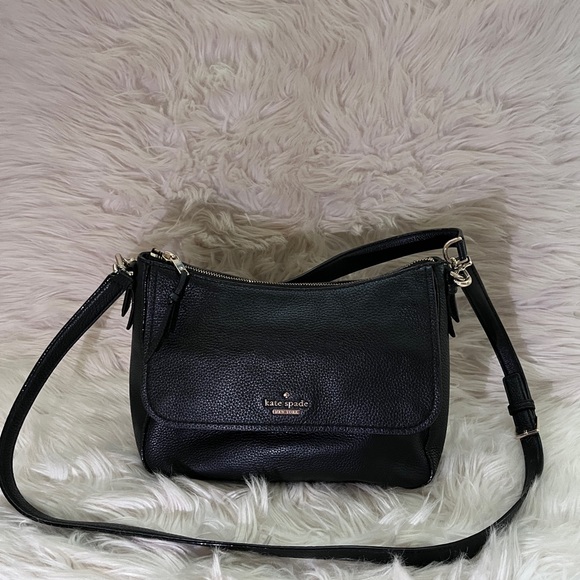 Kate Spade Robson Lane - Darcy convertible shoulder bag. - Picture 2 of 5